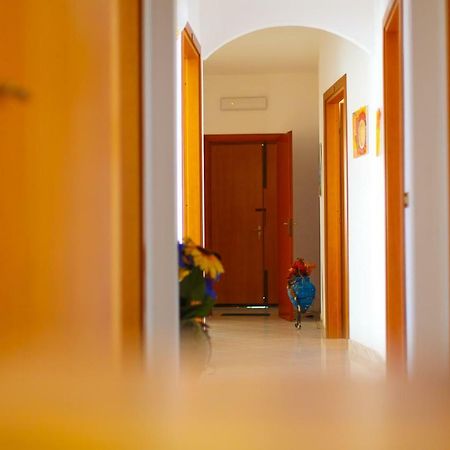 Casa Vacanze L'Orizzonte Aparthotel Valderice Exteriör bild