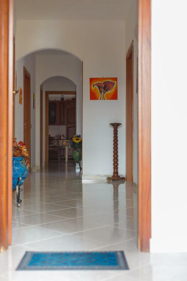 Casa Vacanze L'Orizzonte Aparthotel Valderice Exteriör bild