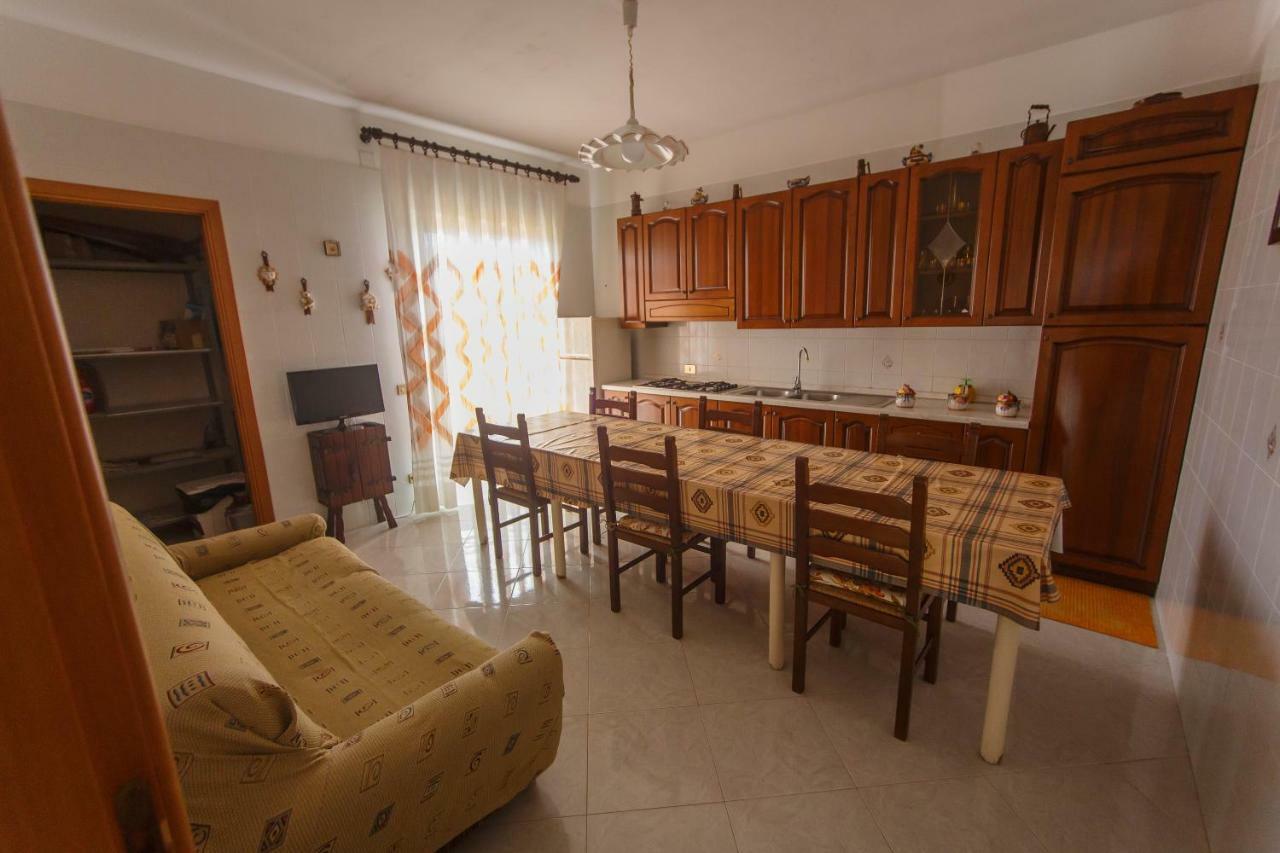 Casa Vacanze L'Orizzonte Aparthotel Valderice Exteriör bild