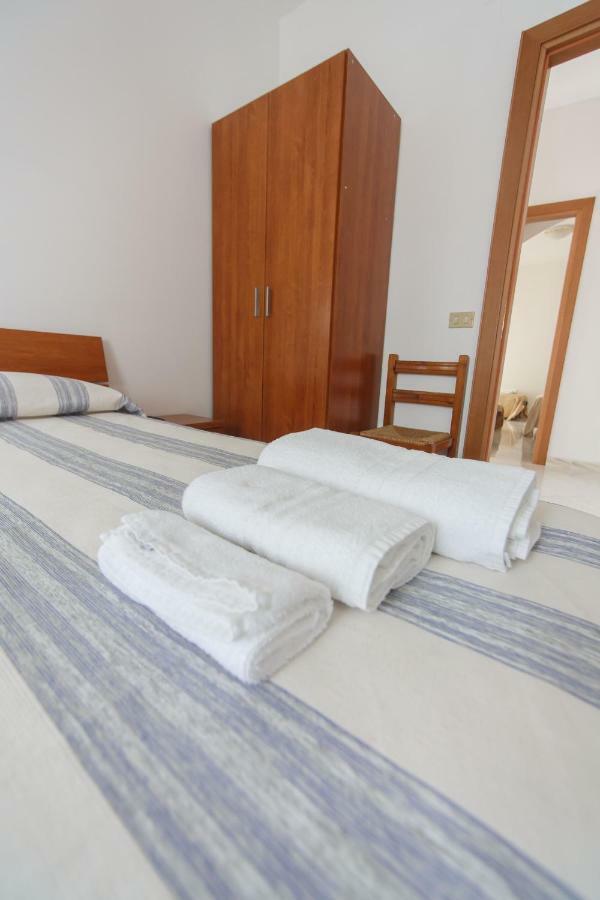 Casa Vacanze L'Orizzonte Aparthotel Valderice Exteriör bild