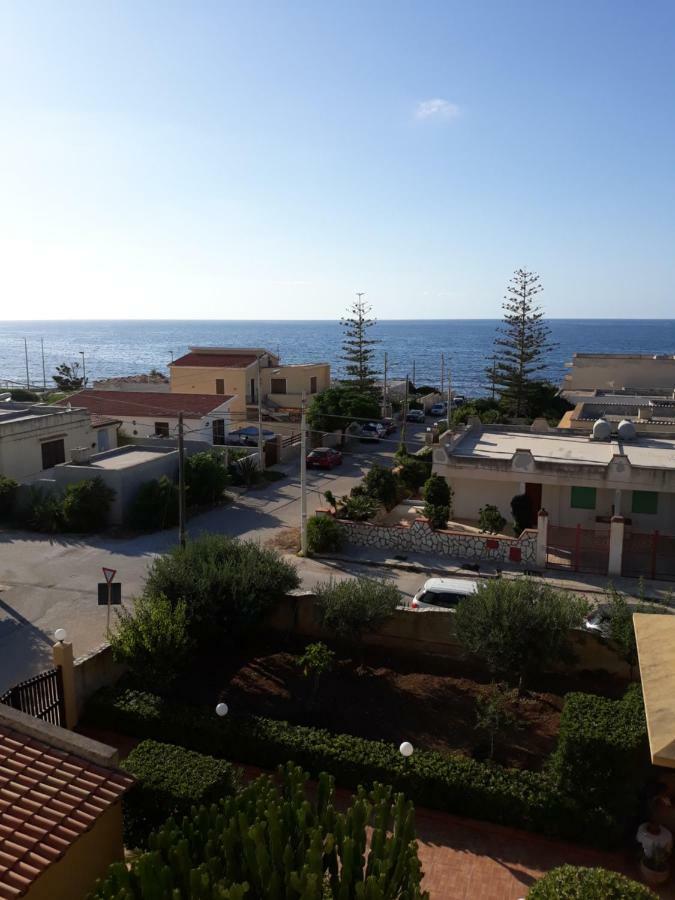 Casa Vacanze L'Orizzonte Aparthotel Valderice Exteriör bild