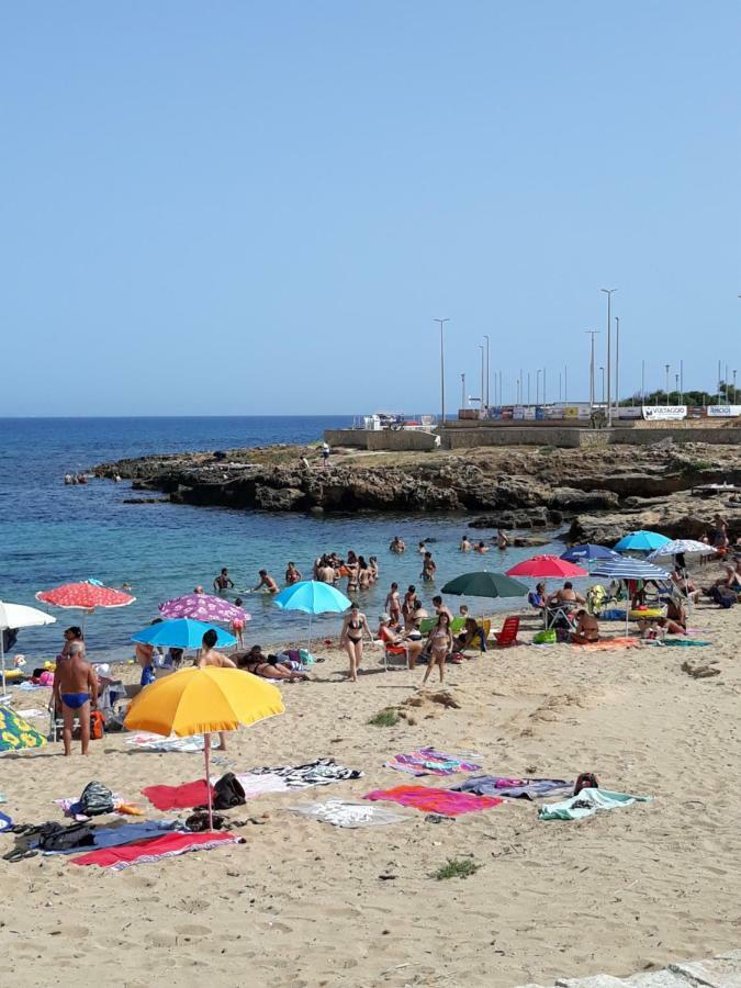 Casa Vacanze L'Orizzonte Aparthotel Valderice Exteriör bild