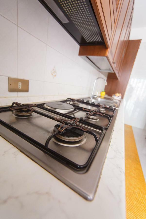 Casa Vacanze L'Orizzonte Aparthotel Valderice Exteriör bild