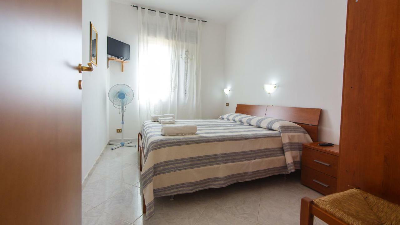Casa Vacanze L'Orizzonte Aparthotel Valderice Exteriör bild