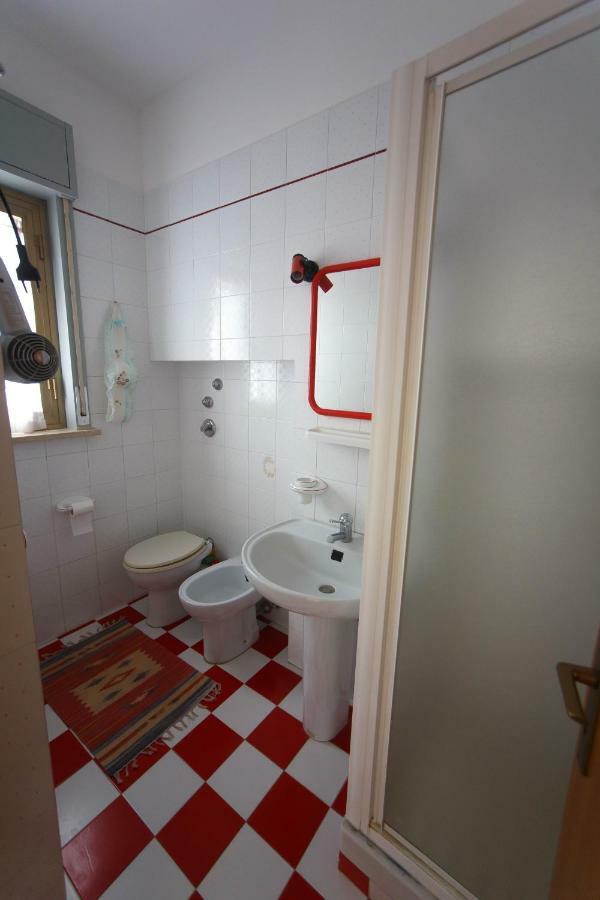 Casa Vacanze L'Orizzonte Aparthotel Valderice Exteriör bild